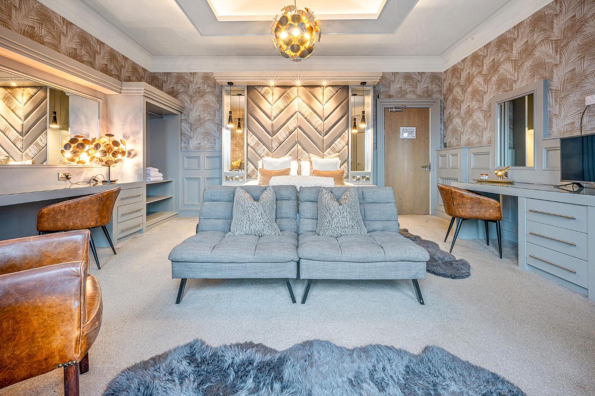 Hotel Enterkine House 4*